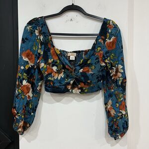 BOG Collective Floral Long Sleeve Twist Front Keyhole Crop Top Size Small Boho
